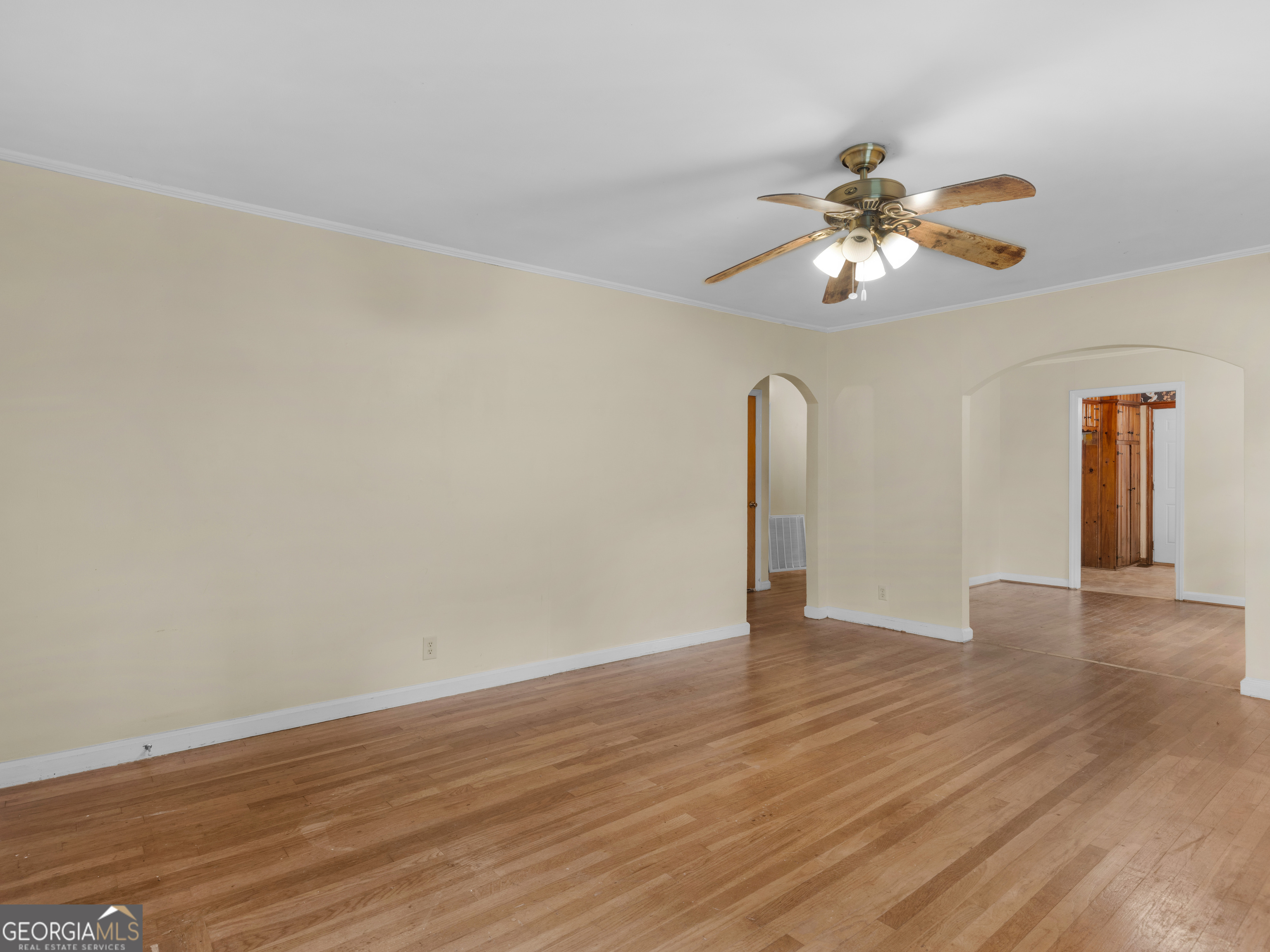 1782 Upper River Road Property Photo 3