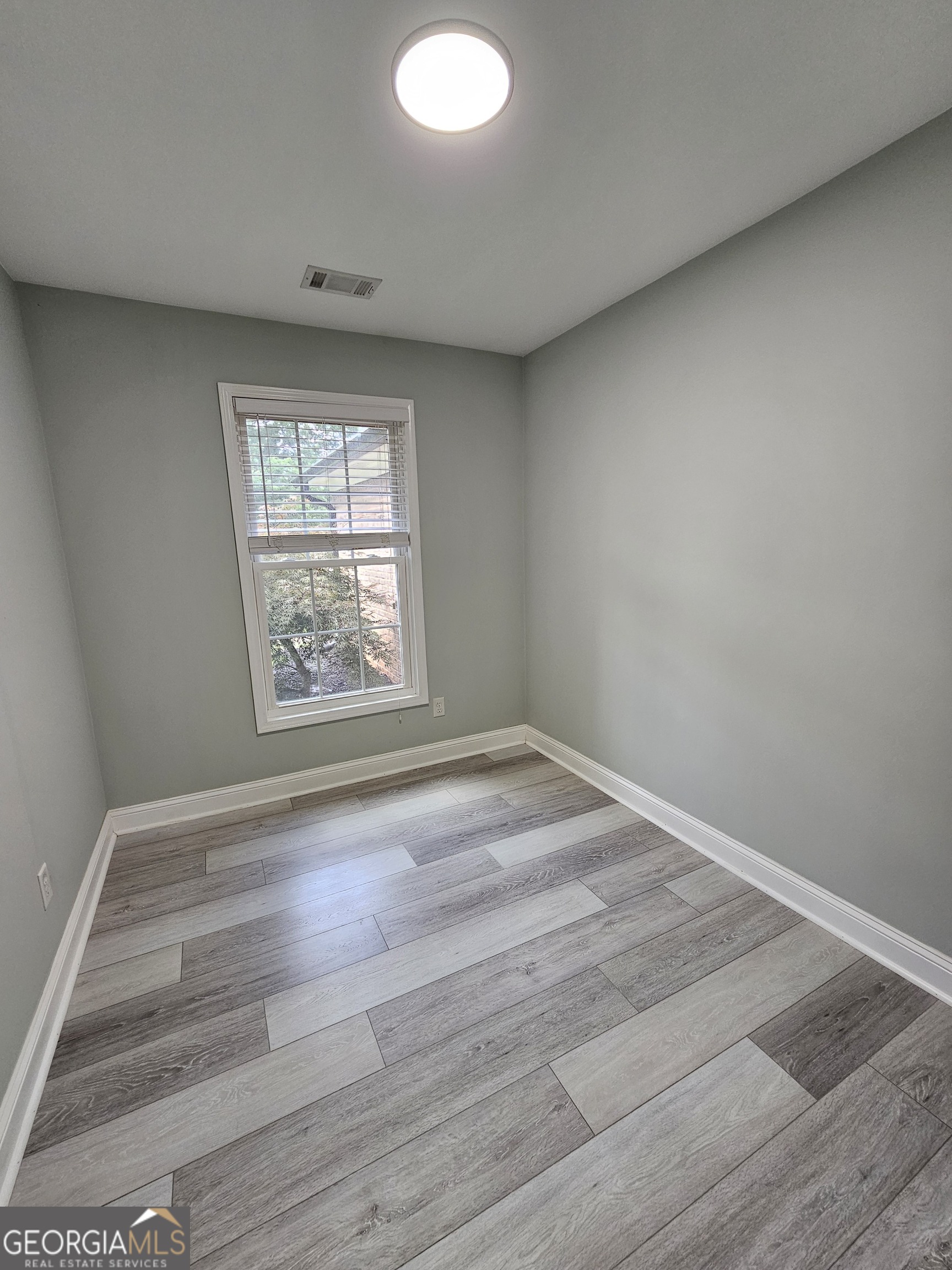 75 Eastgate Drive Property Photo 22