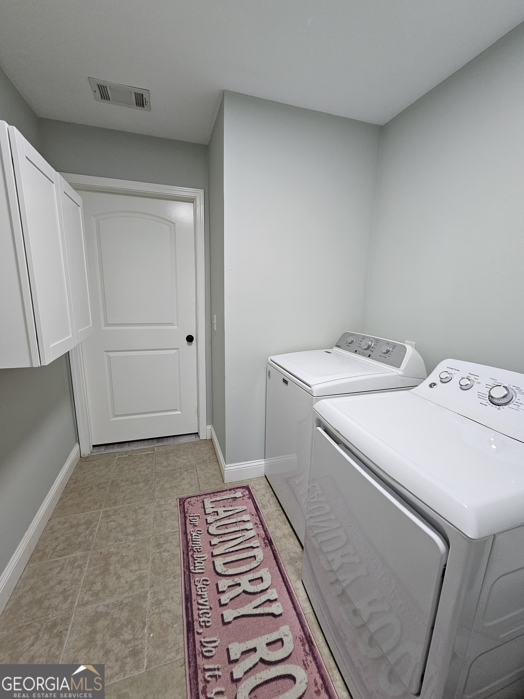 75 Eastgate Drive Property Photo 23