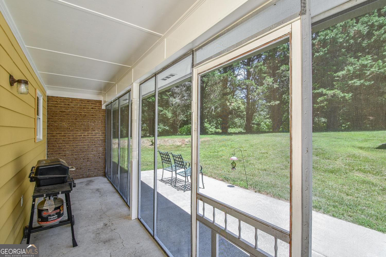 75 Eastgate Drive Property Photo 25