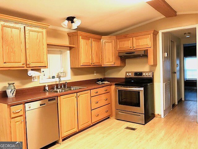 960 Mcentyre Loop Se Property Photo 14