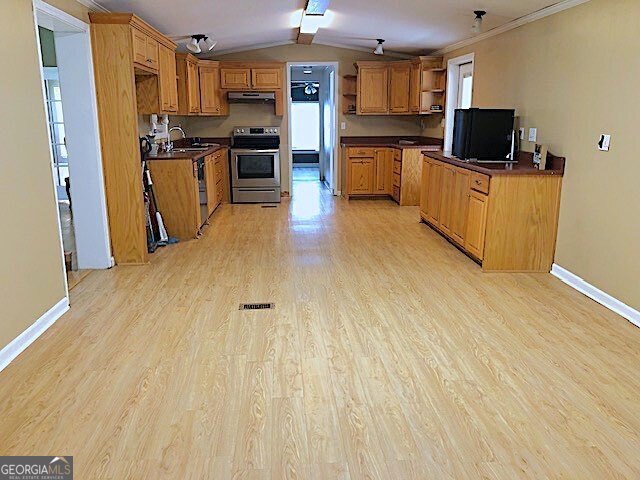 960 Mcentyre Loop Se Property Photo 18