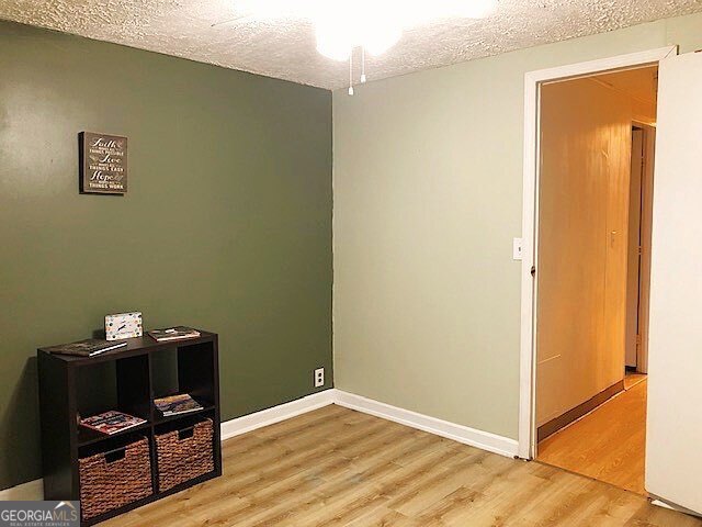 960 Mcentyre Loop Se Property Photo 36