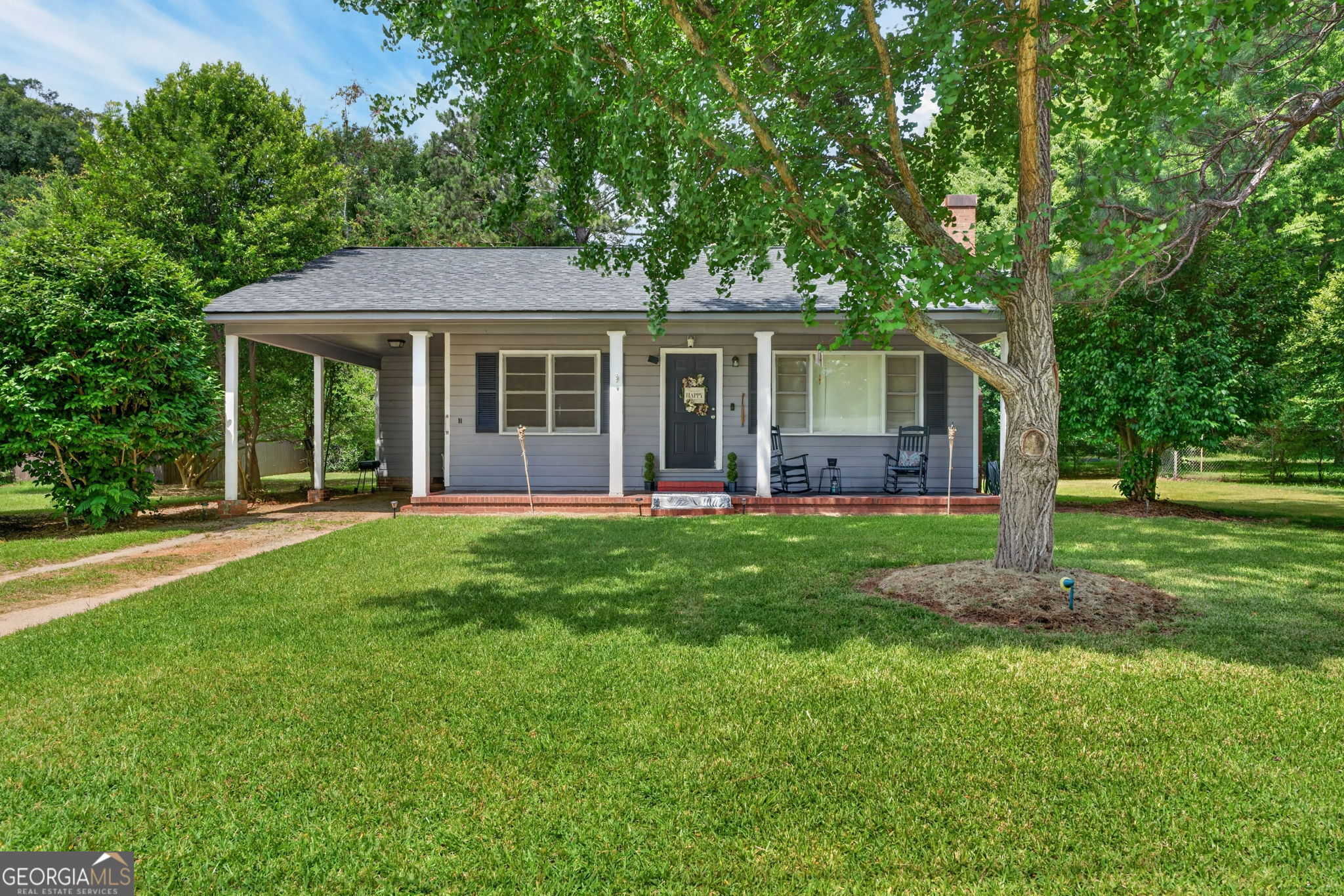 419 Park Avenue Property Photo 1