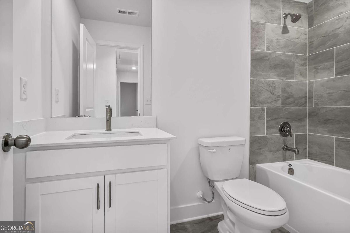 421 Panther Creek Lane Property Photo 15