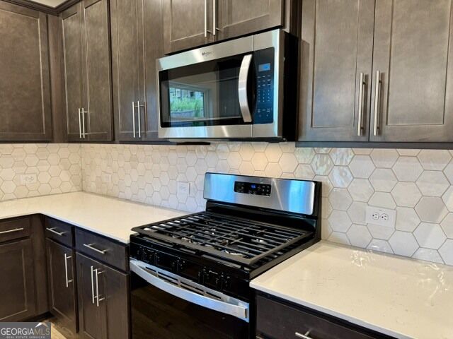 360 Waterbluff Drive Property Photo 4