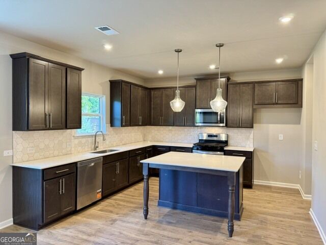 360 Waterbluff Drive Property Photo 7