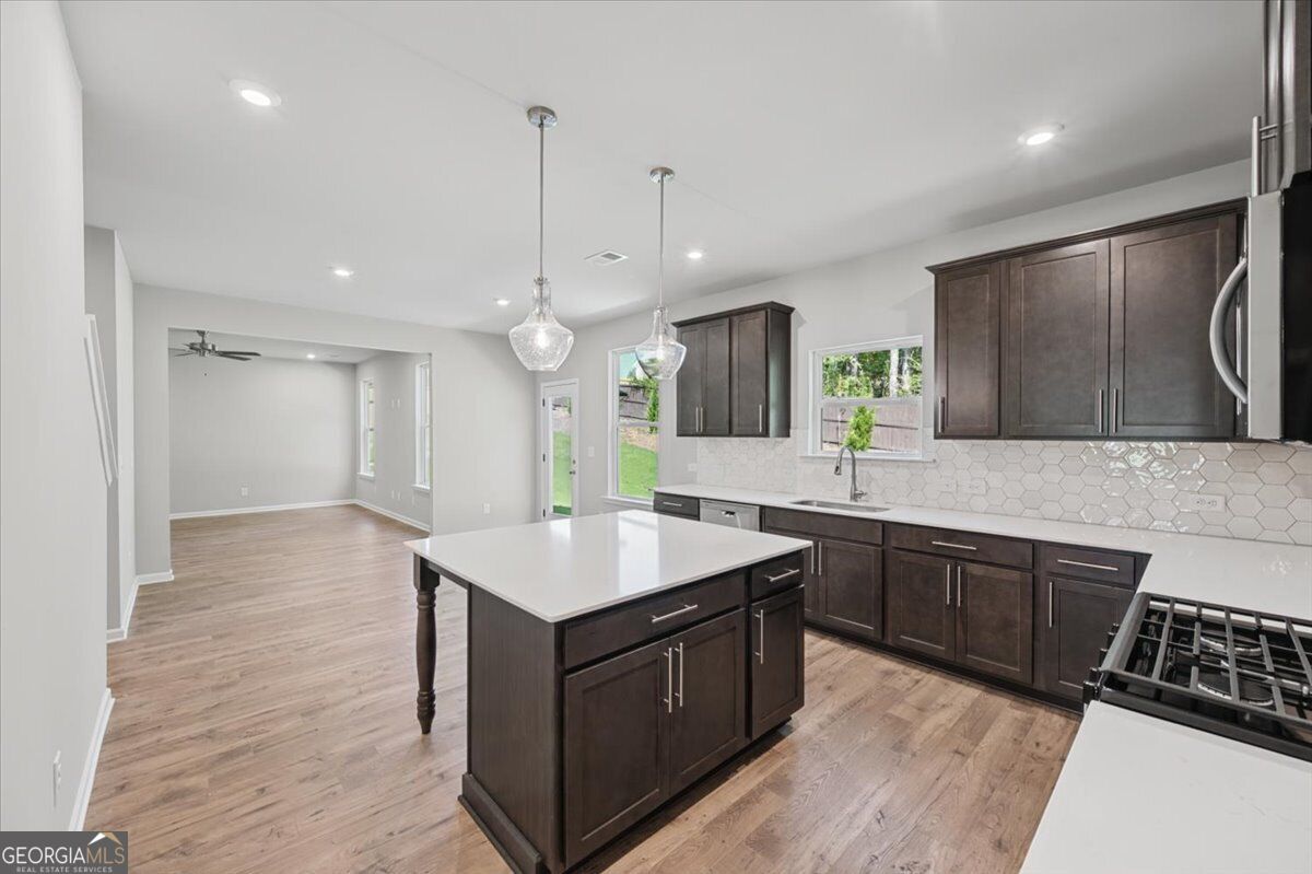 360 Waterbluff Drive Property Photo 9