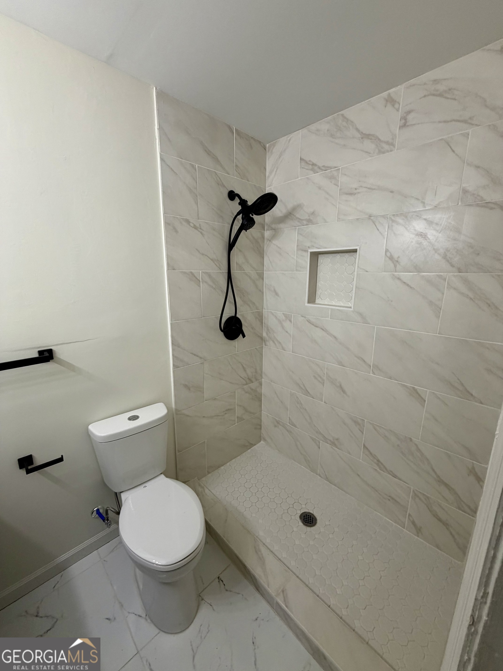 1100 Pineneedle Drive Property Photo 22