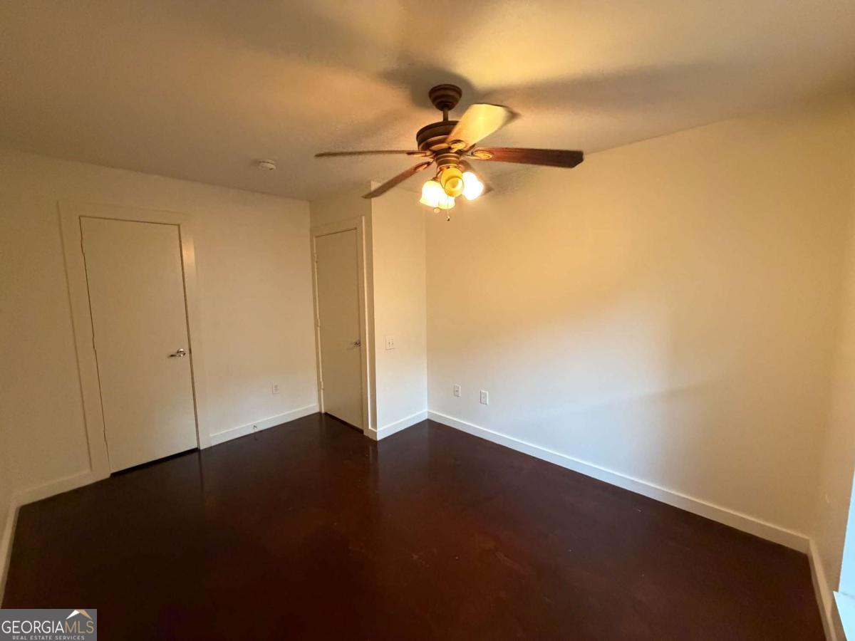241 Maynard Terrace Se # 5 Property Photo 23