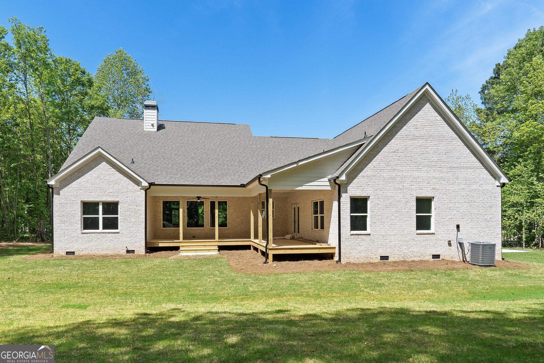 2000 Millstream Court Property Photo 4