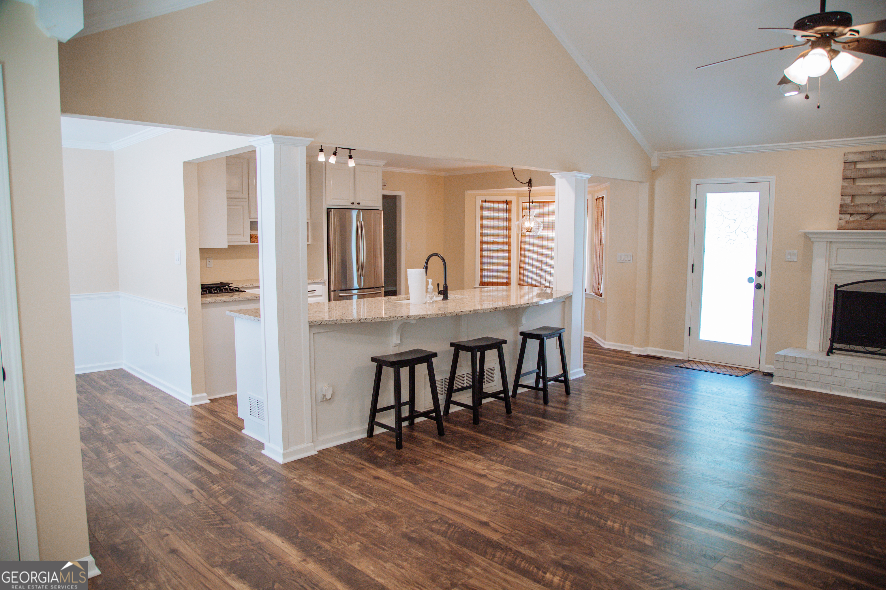 30 Laurelwood Circle Property Photo 10