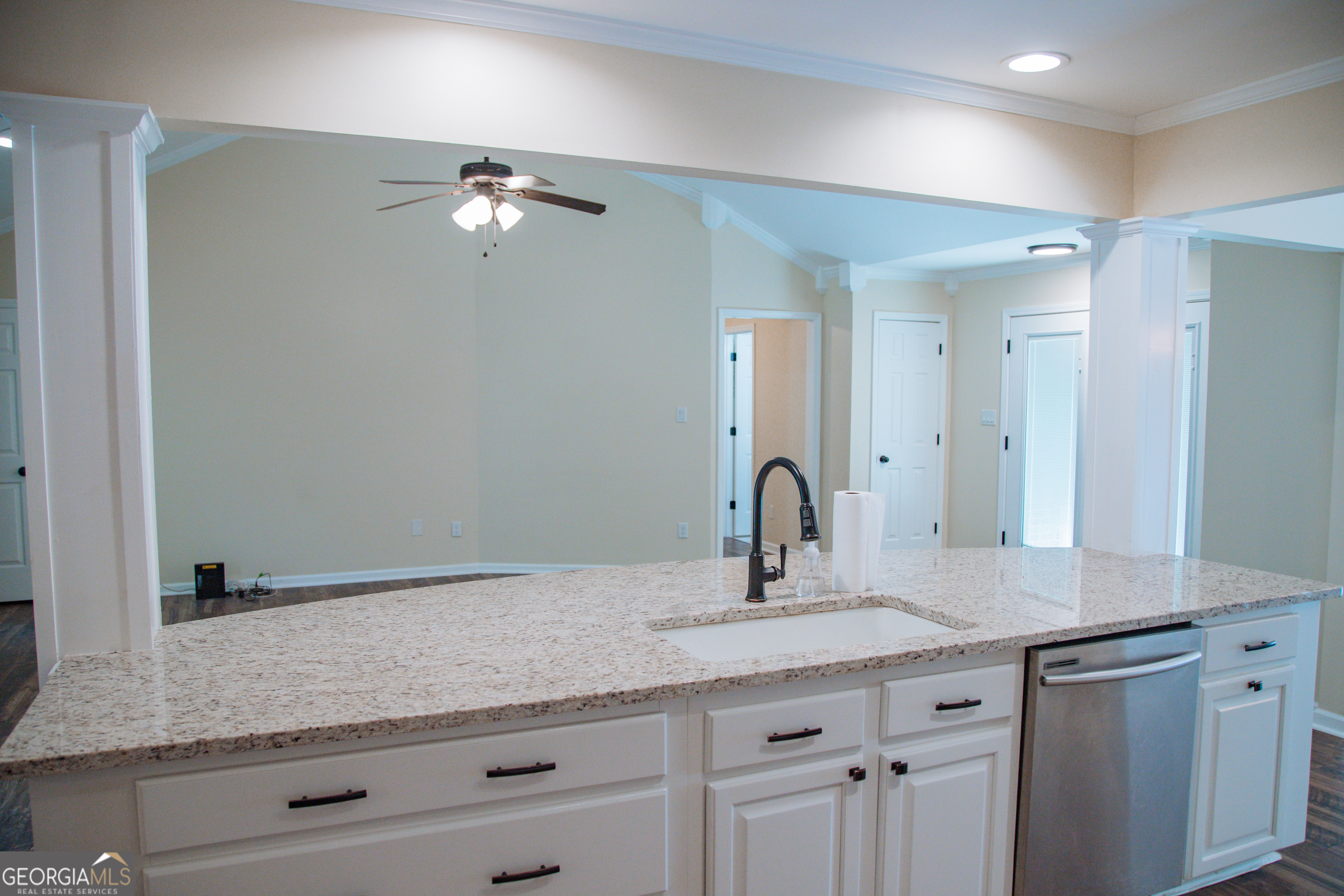 30 Laurelwood Circle Property Photo 16