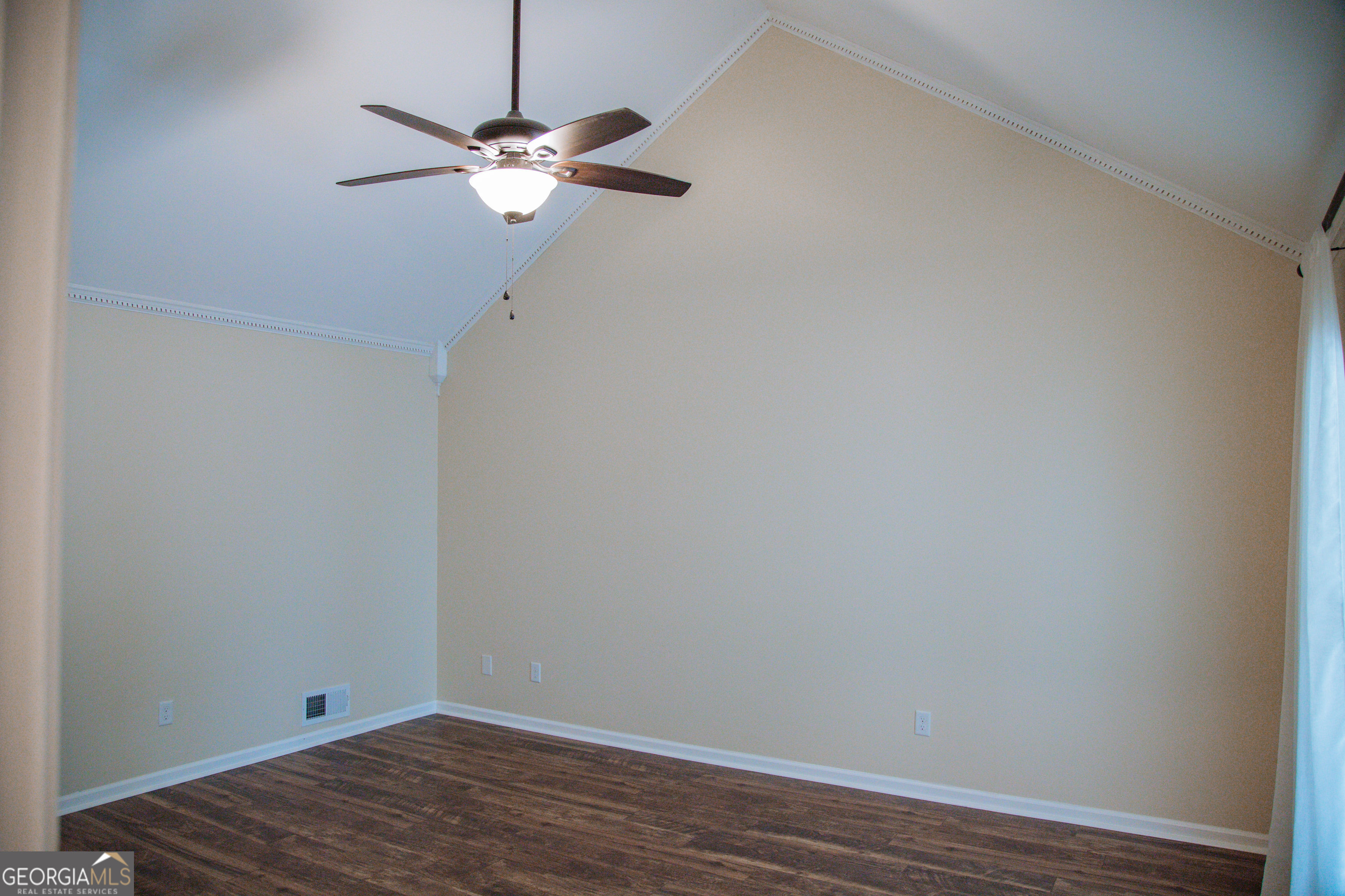 30 Laurelwood Circle Property Photo 19