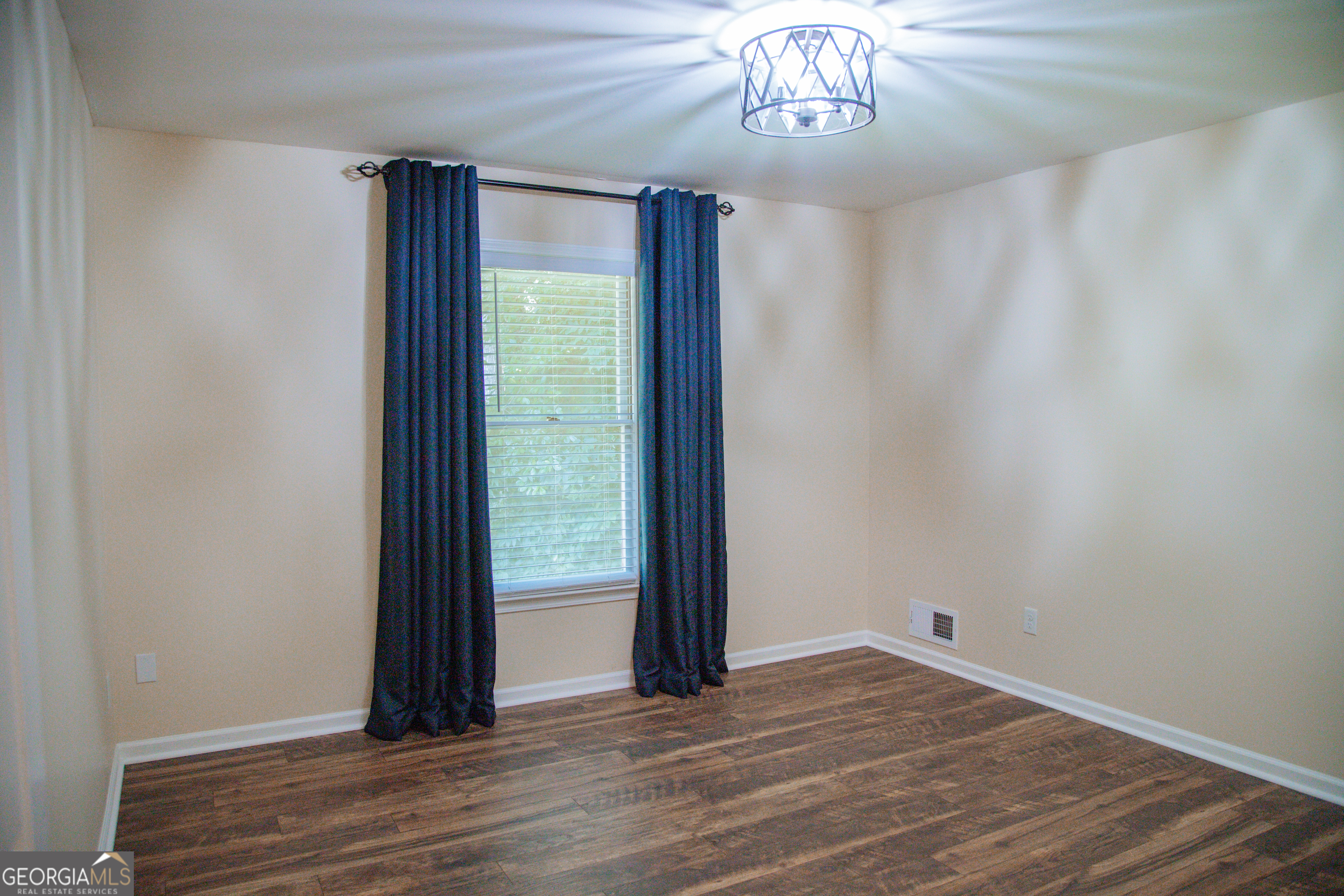 30 Laurelwood Circle Property Photo 40