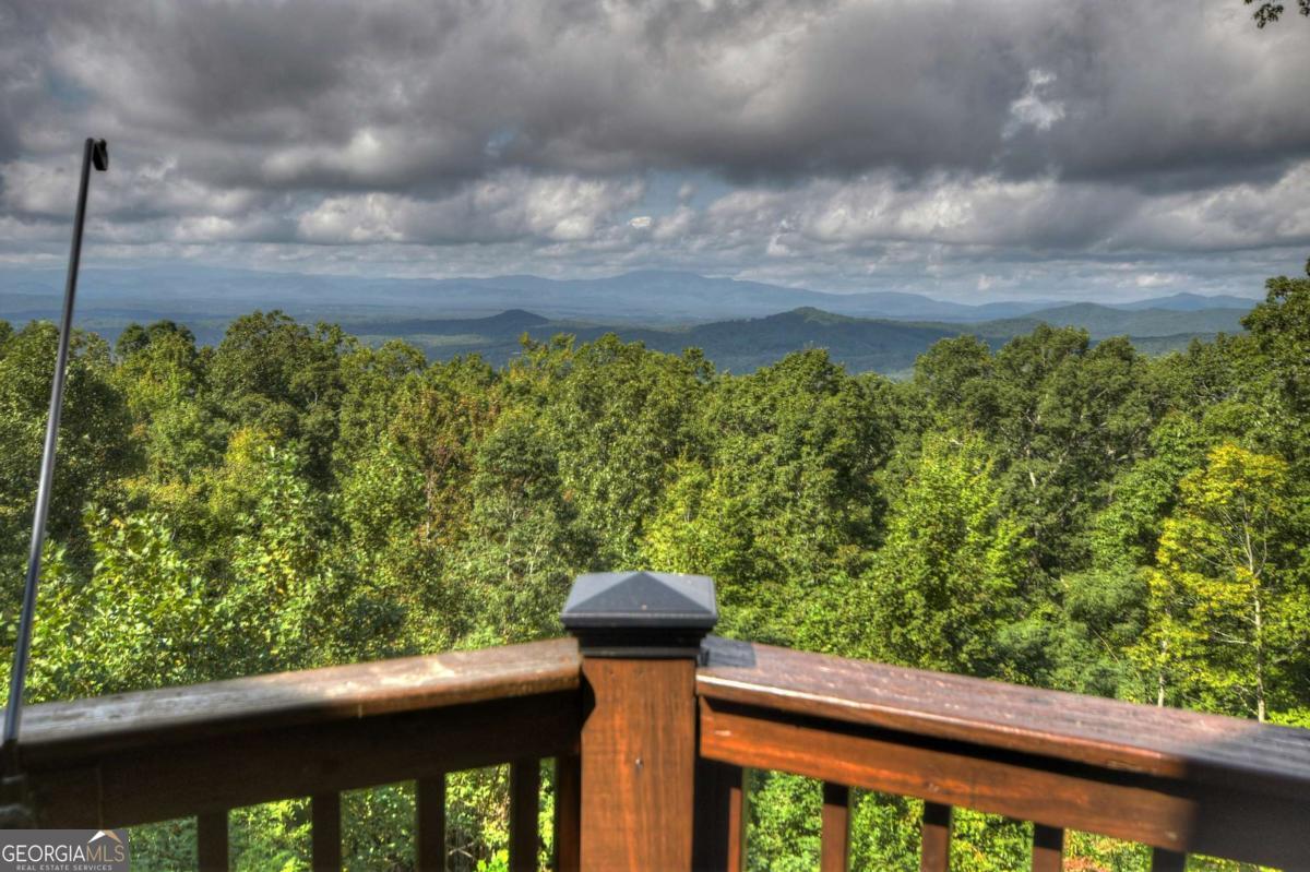 1404 Mountain High Drive Property Photo 9