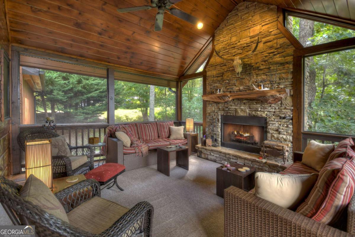 1404 Mountain High Drive Property Photo 22