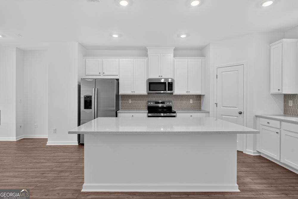 5818 Schelton Place Se Property Photo 3