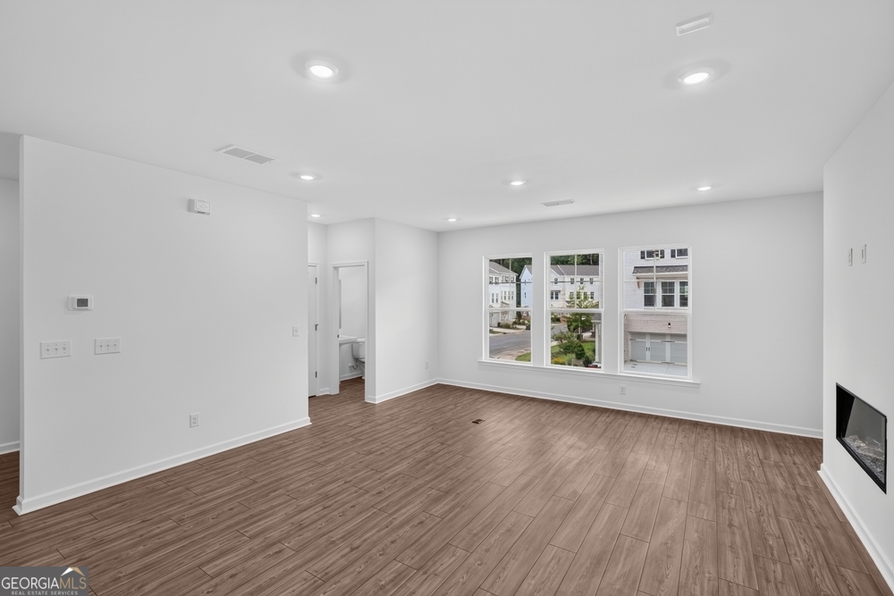 5818 Schelton Place Se Property Photo 6