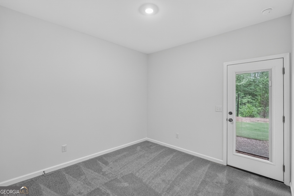 5818 Schelton Place Se Property Photo 20
