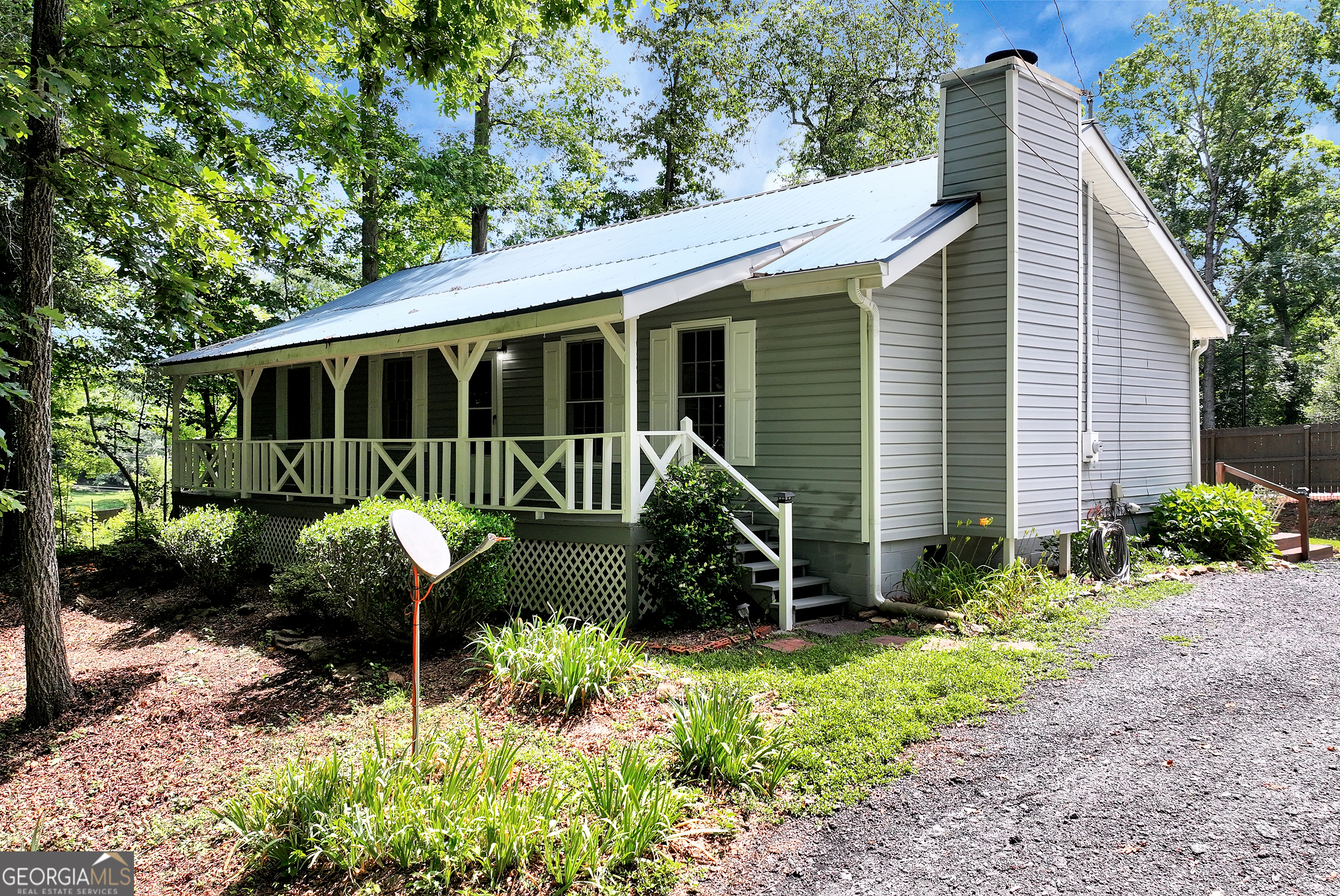 131 Moss Road Property Photo 1