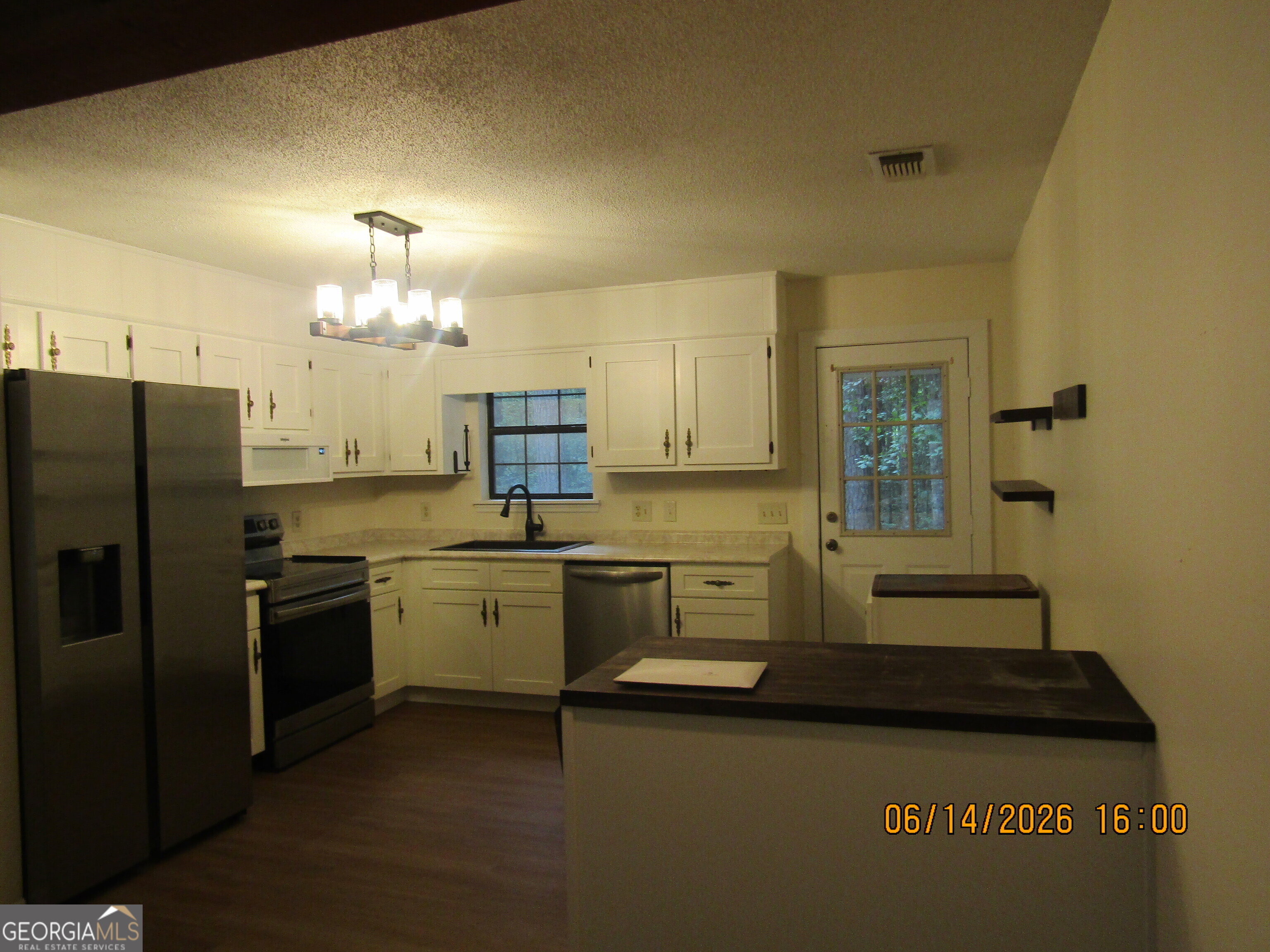 309 Stepping Stone Court Property Photo 6