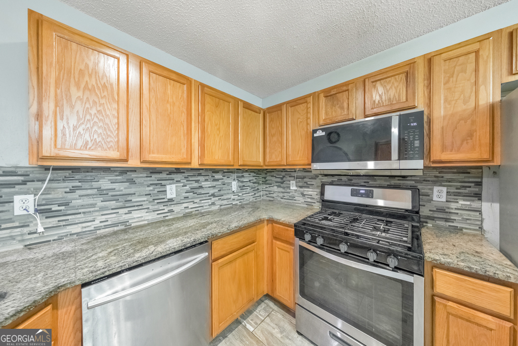 1979 Stonecrest Drive Property Photo 13