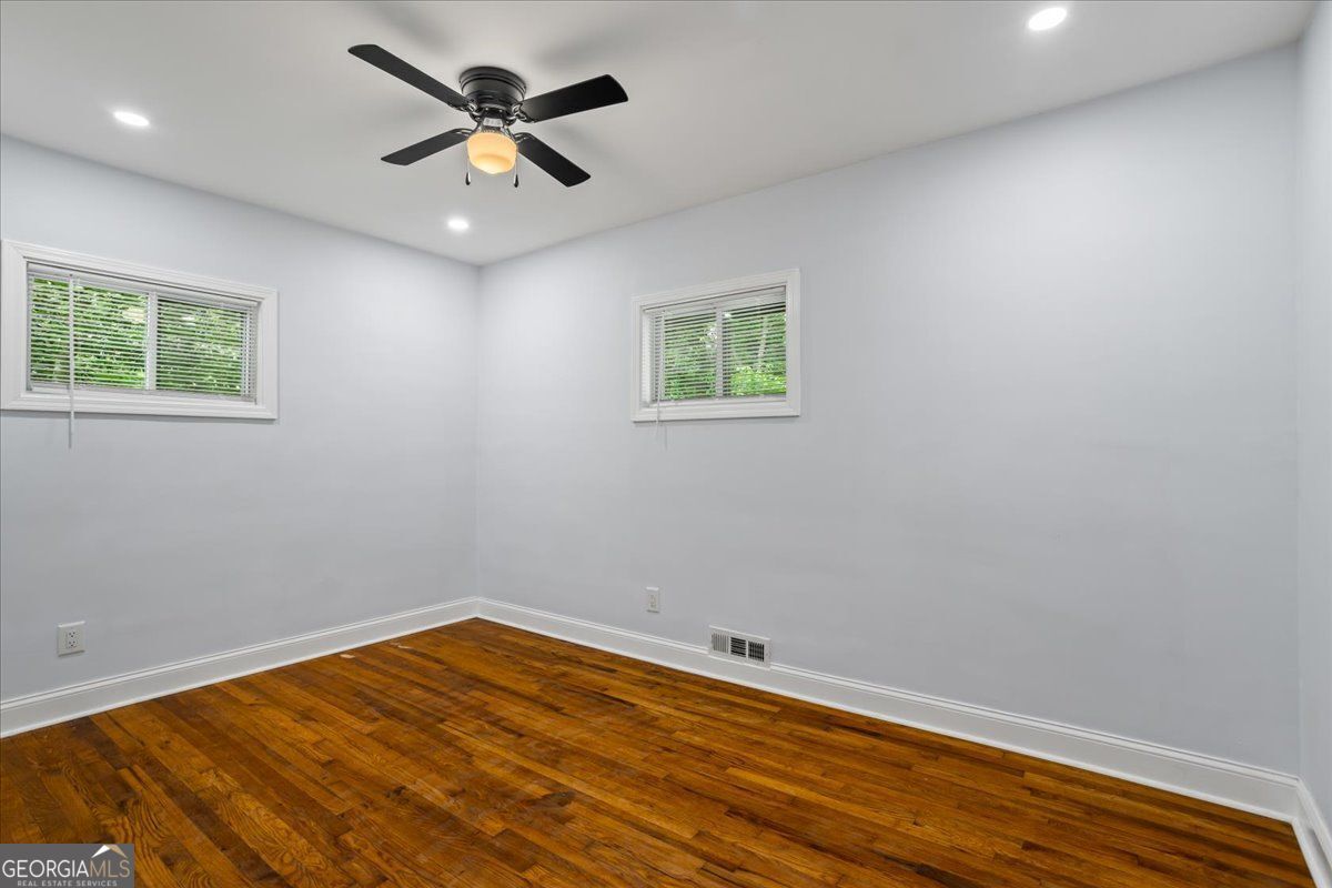 2223 Columbia Drive Property Photo 14