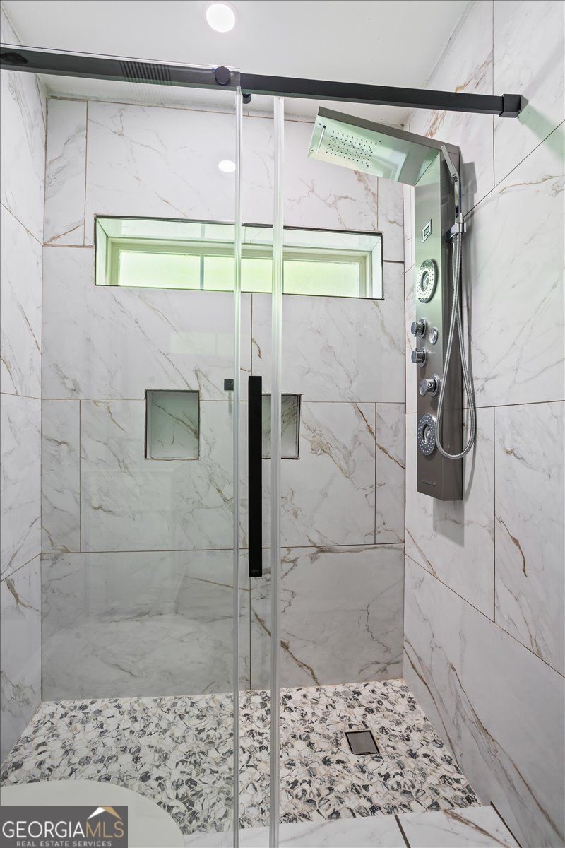 2223 Columbia Drive Property Photo 17
