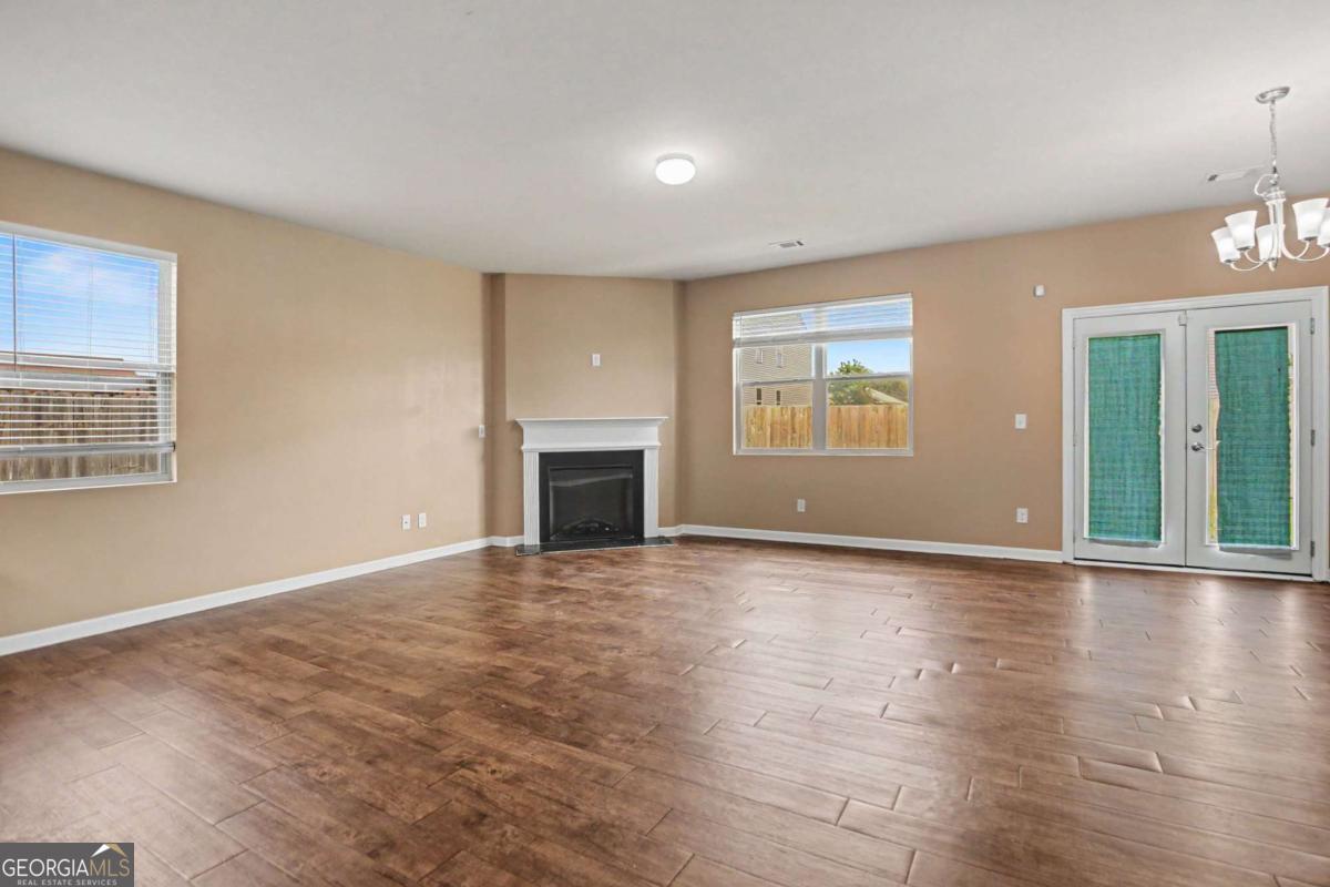 1886 Osprey Drive Property Photo 7