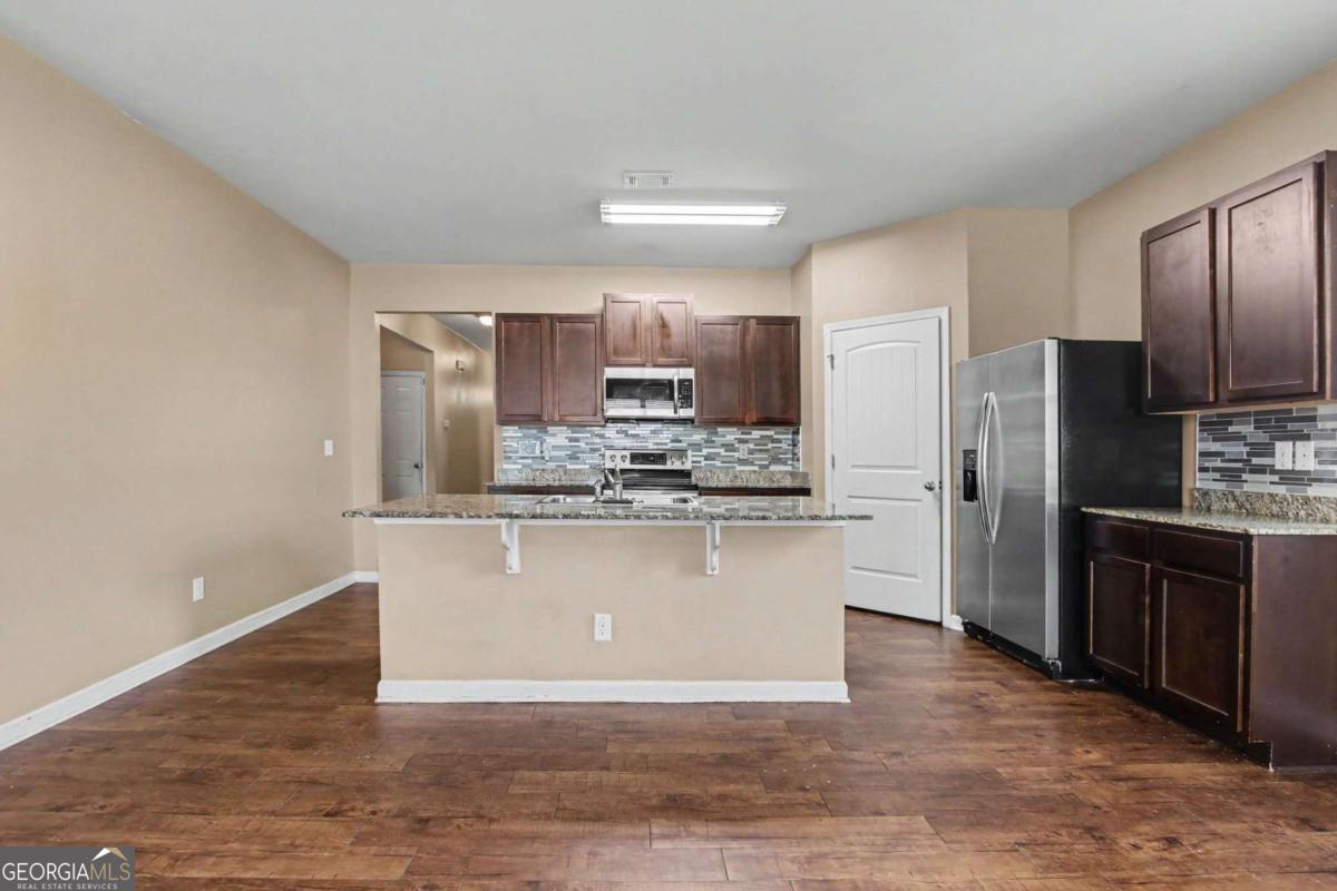 1886 Osprey Drive Property Photo 11