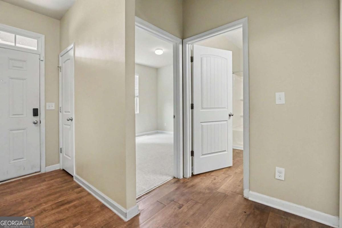 1886 Osprey Drive Property Photo 13