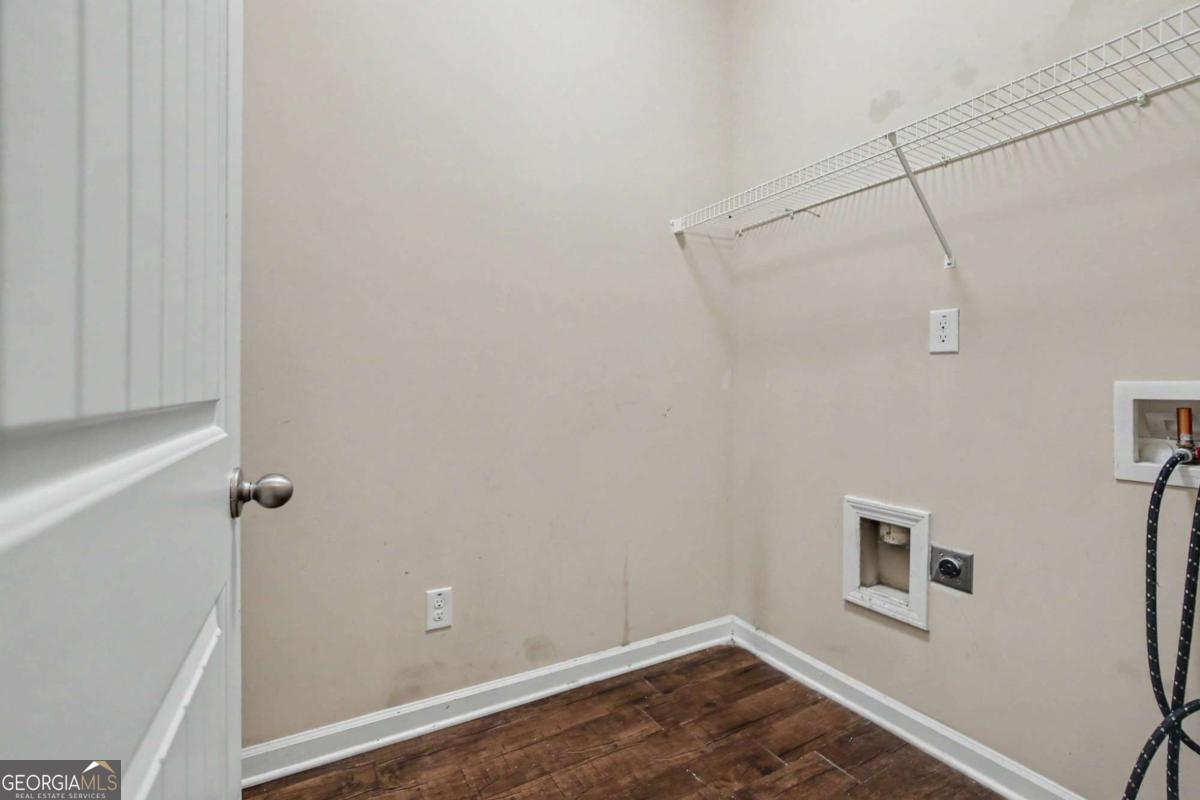 1886 Osprey Drive Property Photo 25