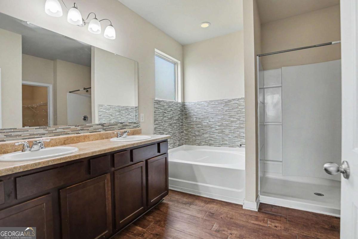 1886 Osprey Drive Property Photo 26