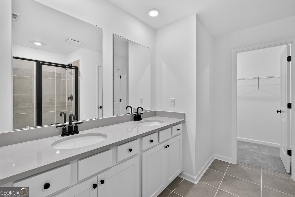 5822 Schelton Place Se Property Photo 12