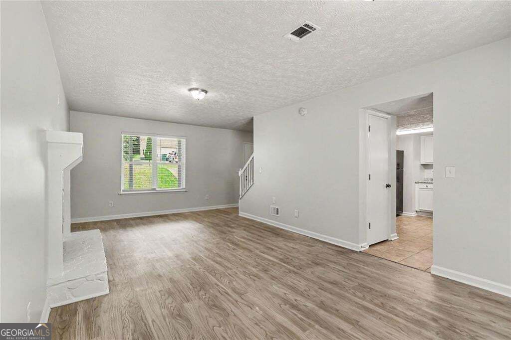 830 Durham Crossing Property Photo 4