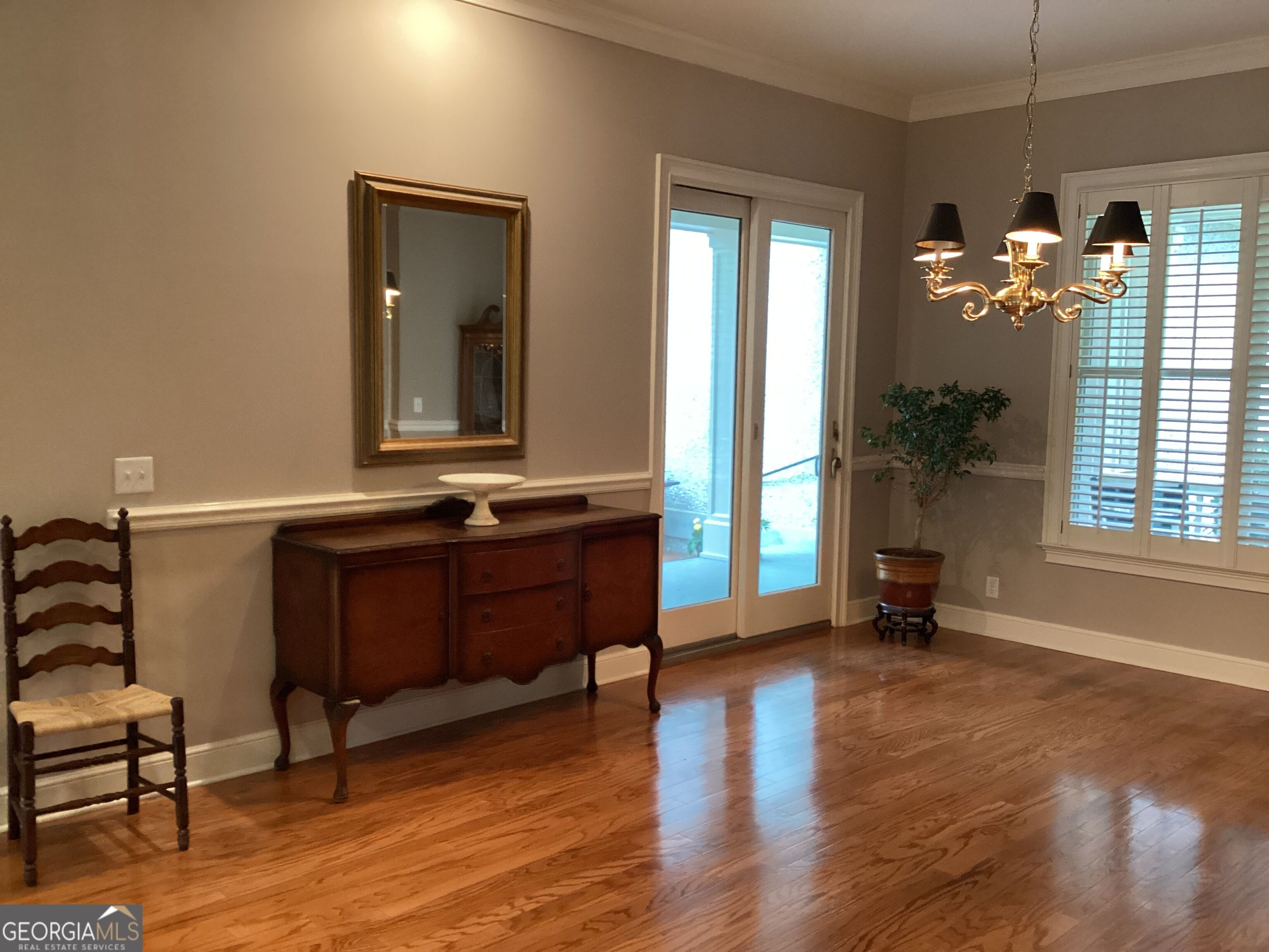 17 Boundary Lane Property Photo 11