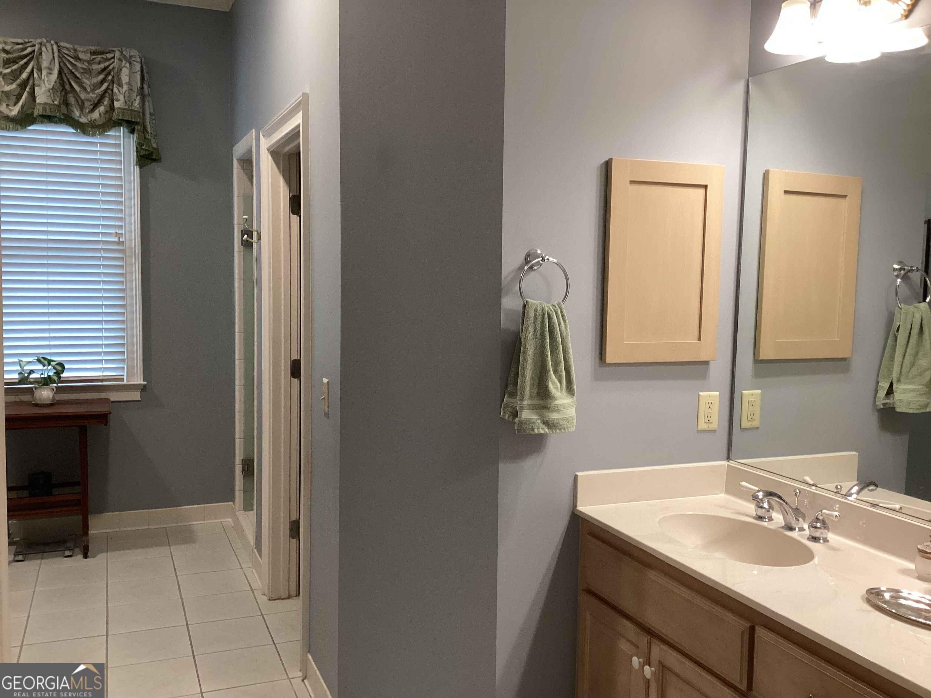 17 Boundary Lane Property Photo 20