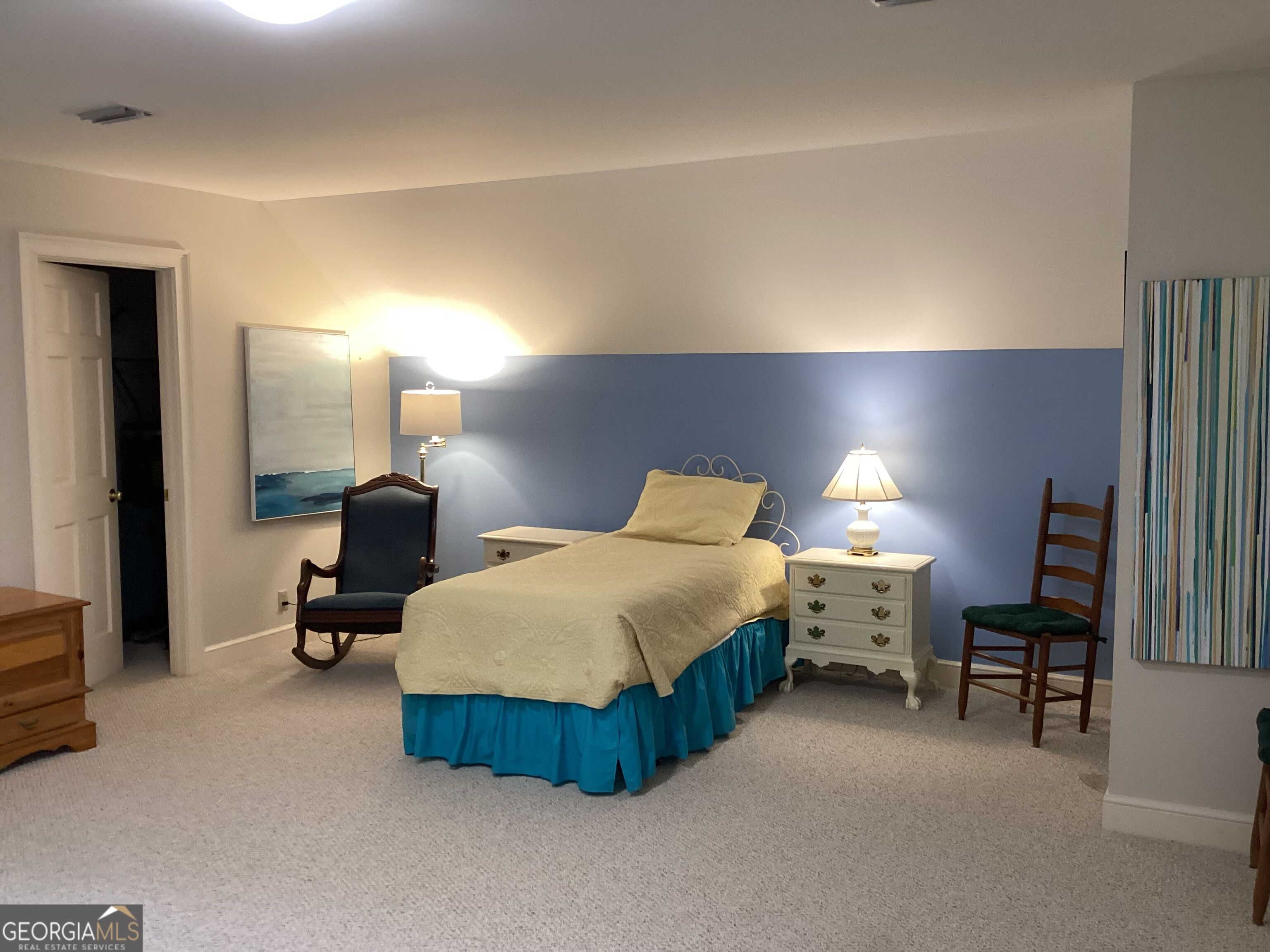 17 Boundary Lane Property Photo 29