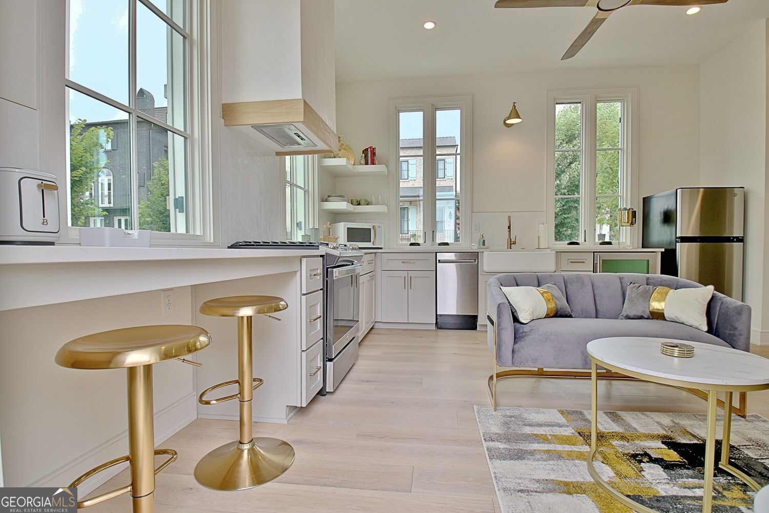 180 High Street Property Photo 1