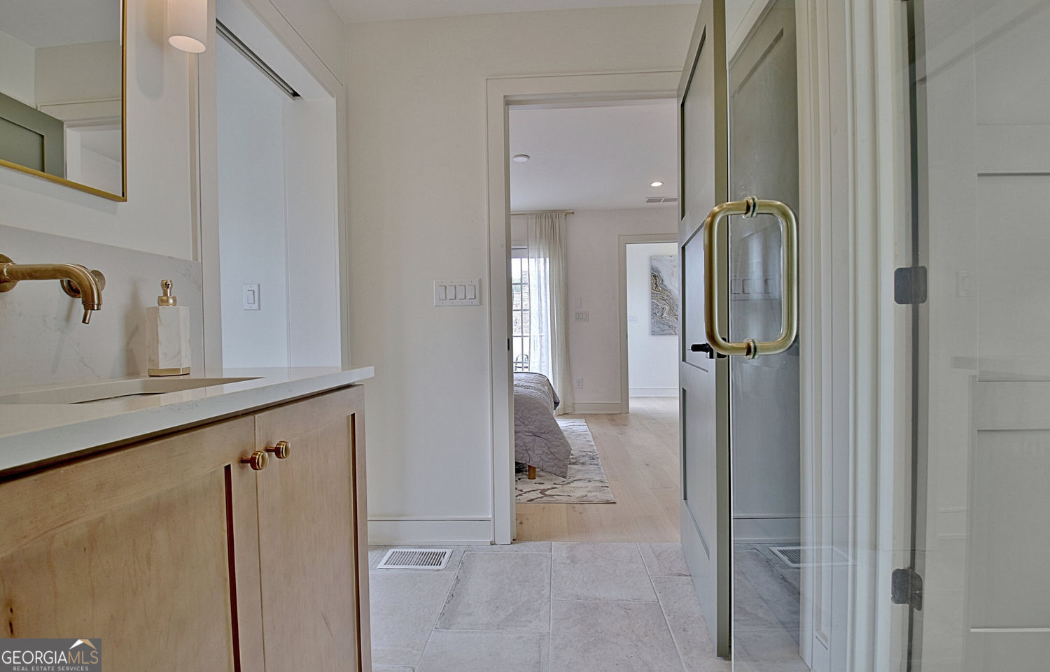 180 High Street Property Photo 6