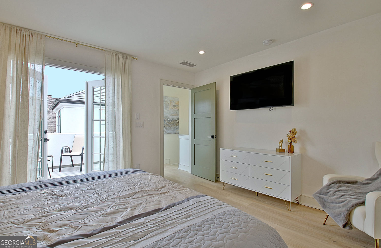 180 High Street Property Photo 7