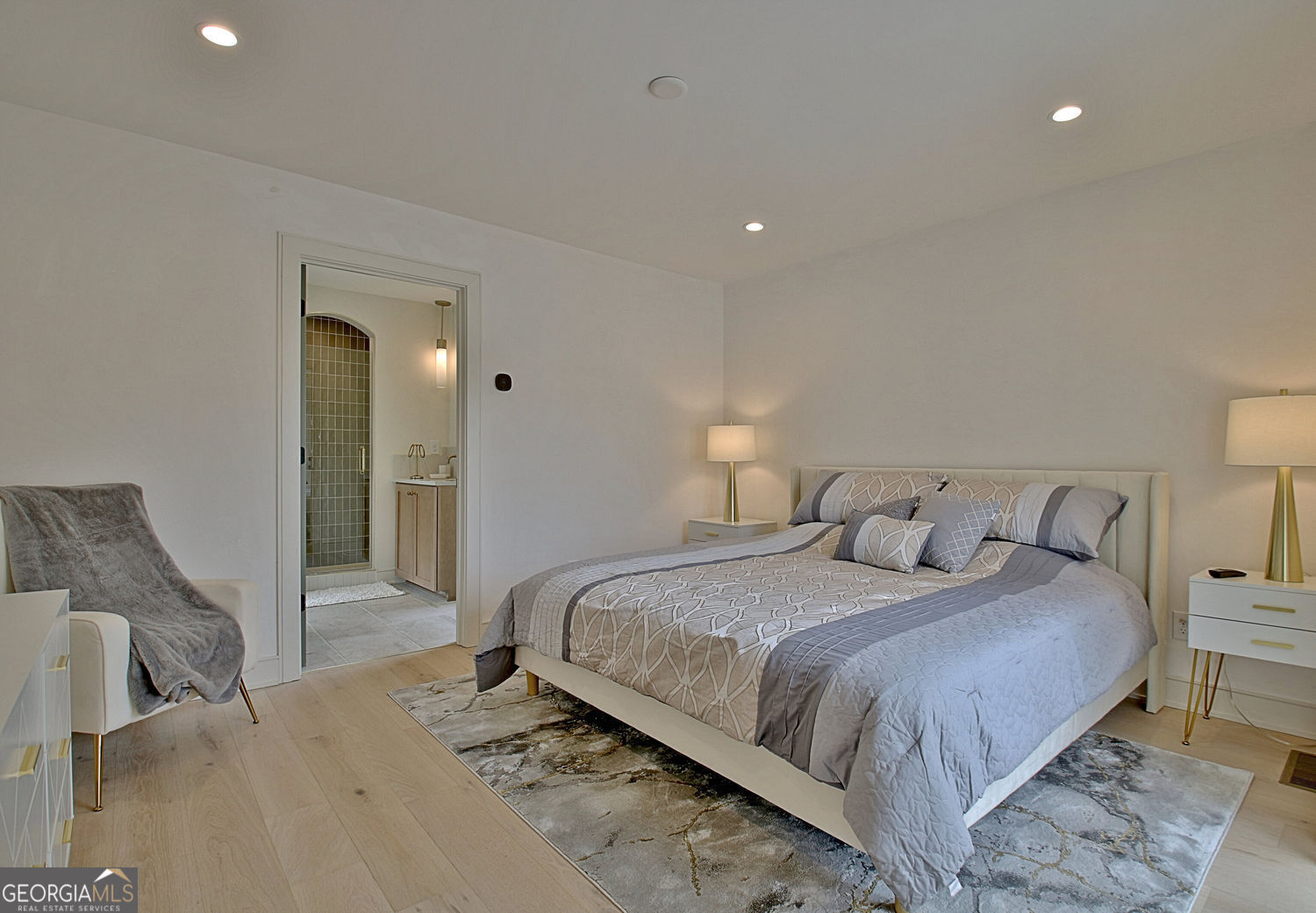 180 High Street Property Photo 8