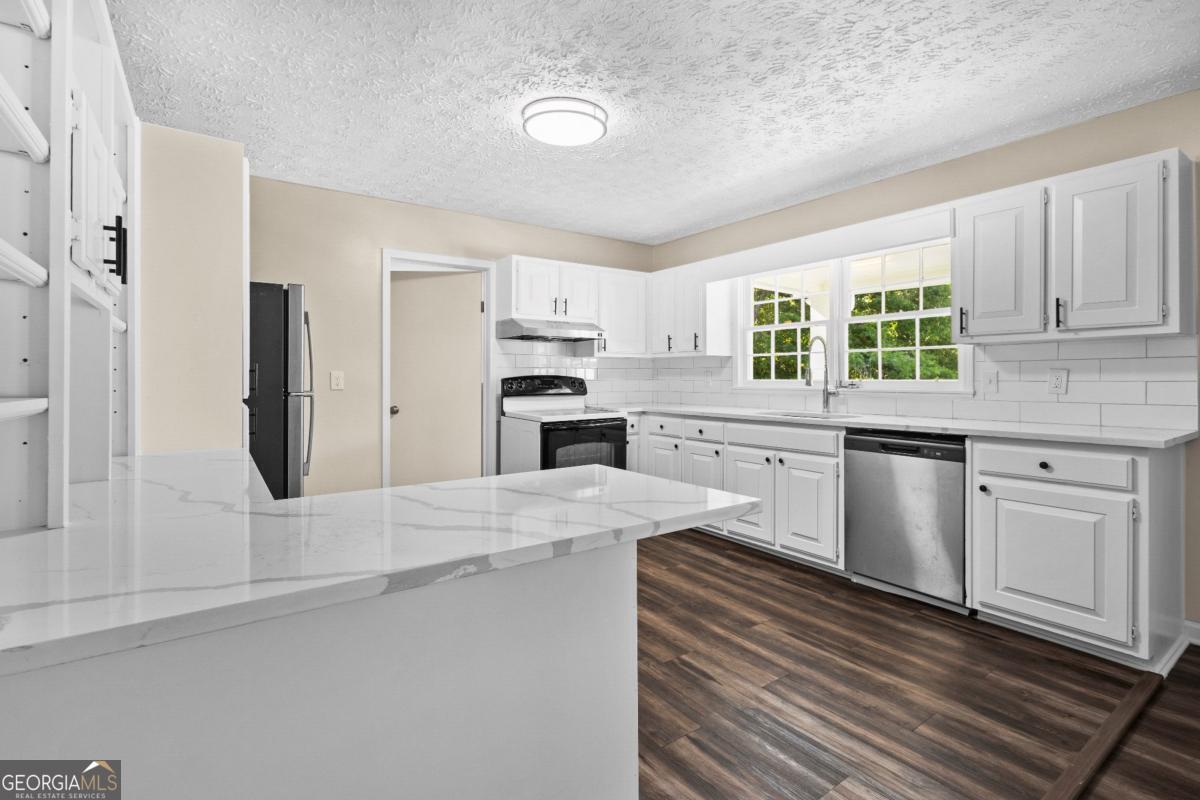 3655 Humphries Hill Road Property Photo 13