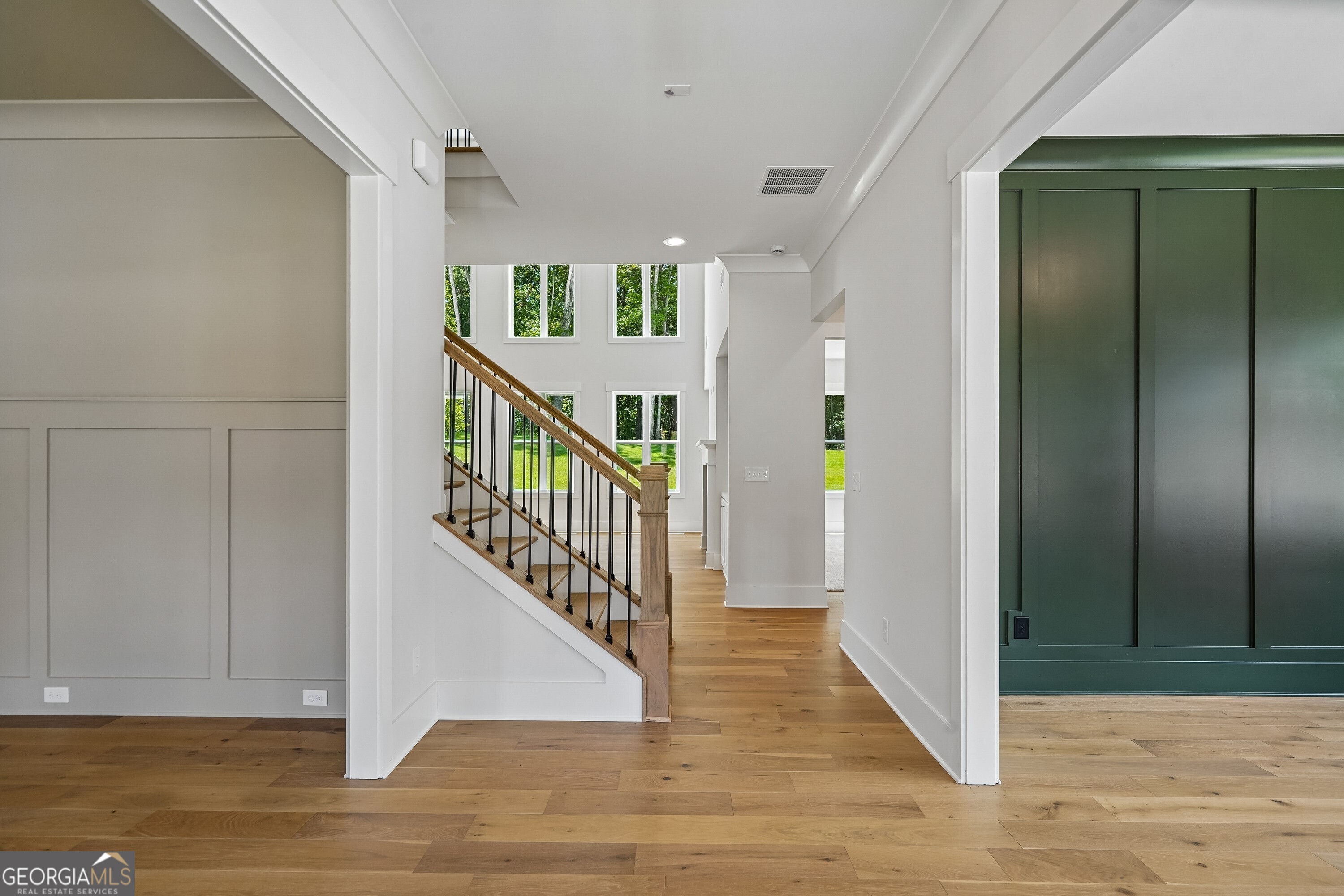 4615 Greyson Manor Drive Property Photo 4