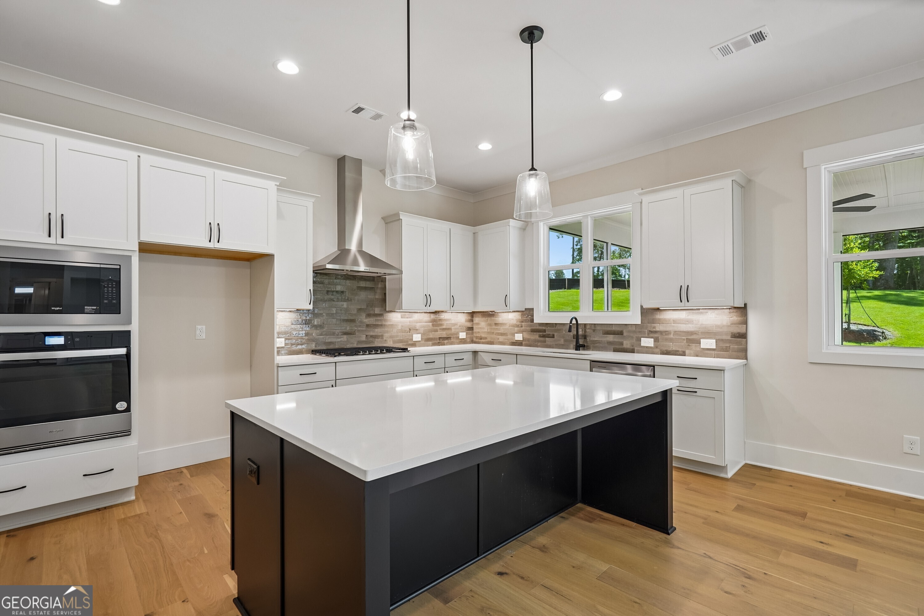 4615 Greyson Manor Drive Property Photo 10