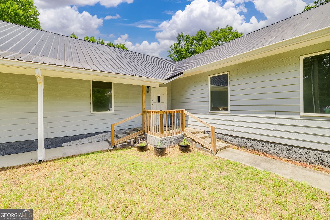604 Goshen Road Property Photo 4