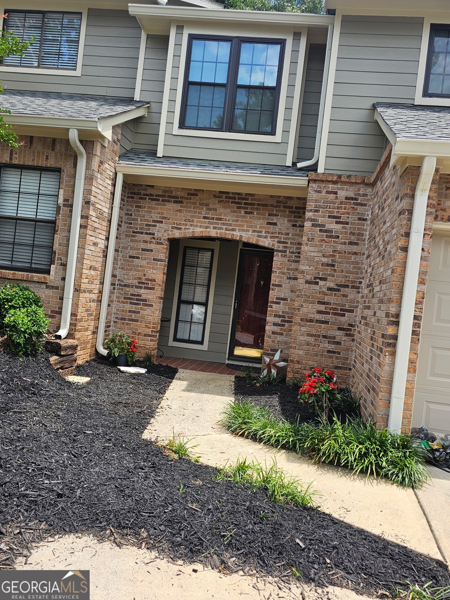 628 Granby Hill Place Property Photo 1