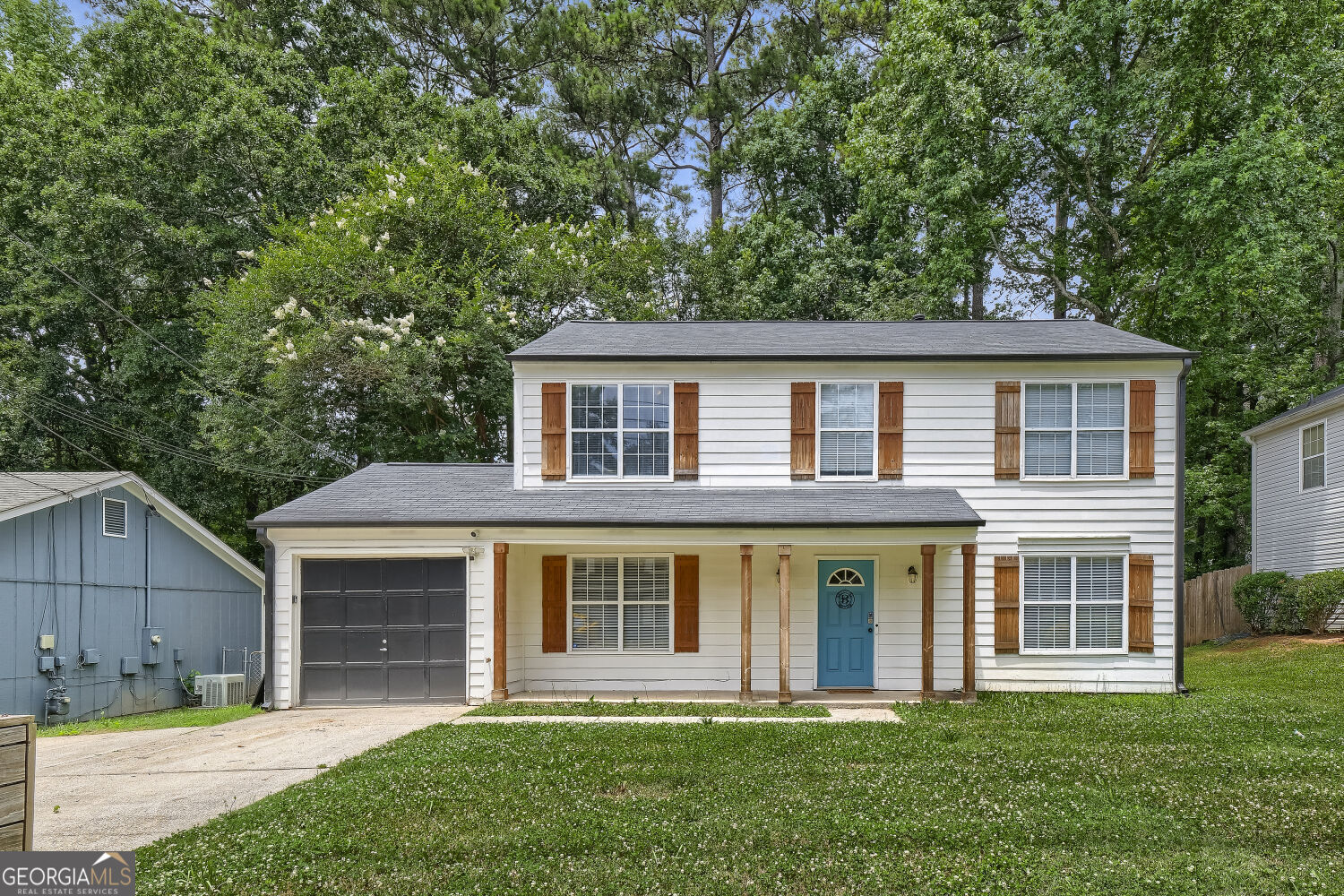 2203 Victoria Place Property Photo 1