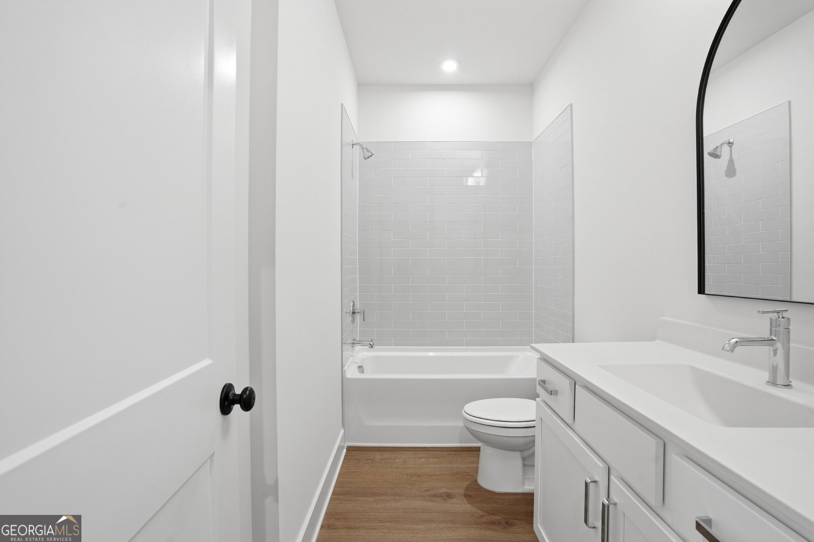 2597 Mackintosh Nw Property Photo 17
